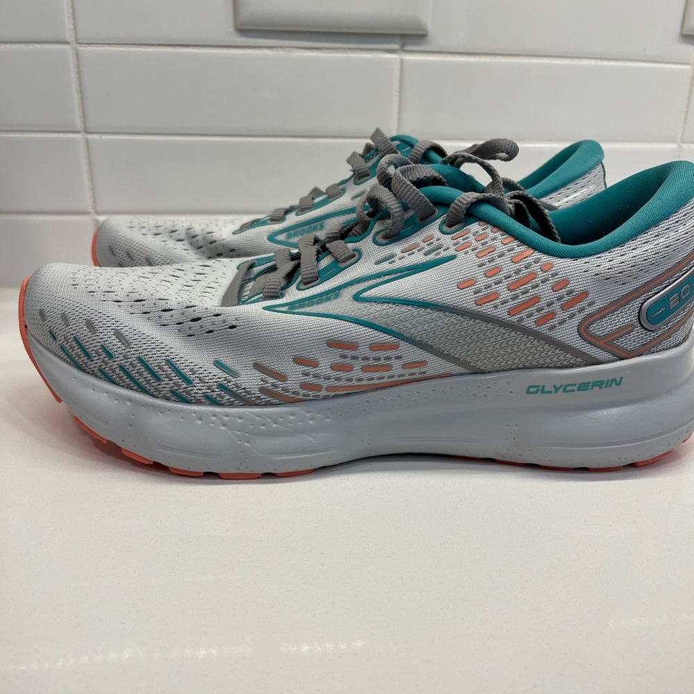 Brooks Glycerin 20, size 9 wide